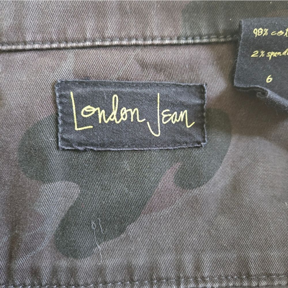 London Jeans Black and Gray Camouflage Women's Shirt Jacket - Picture 5 of 6